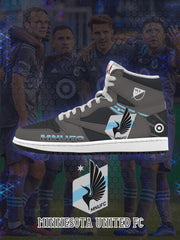 Minnesota V.1 Custom TS High Sneakers